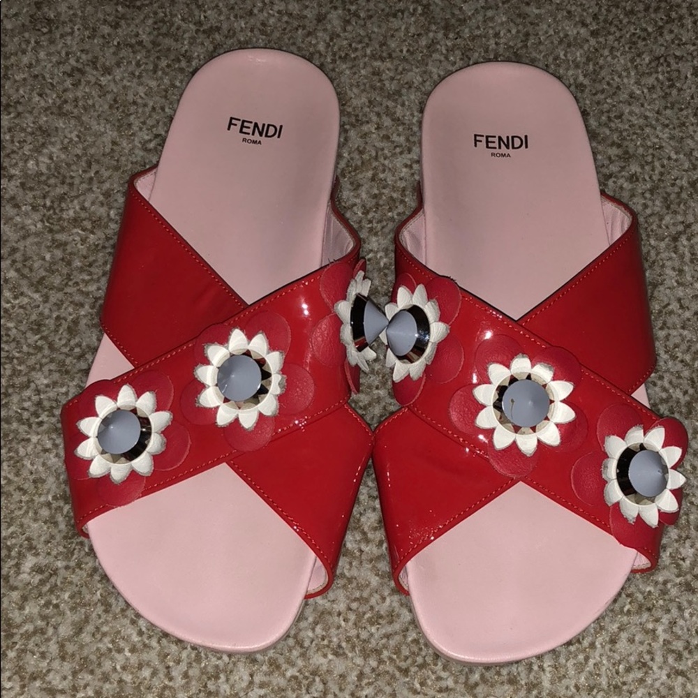 Fendi Slides